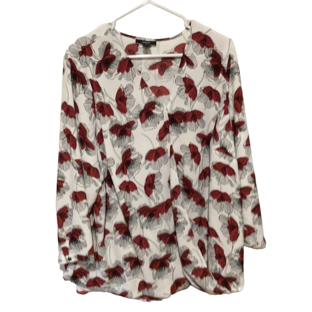 Alfani Woman 3/4 Sleeve Floral V-Neck Surplice Blouse Plus Size 20W Casual Top